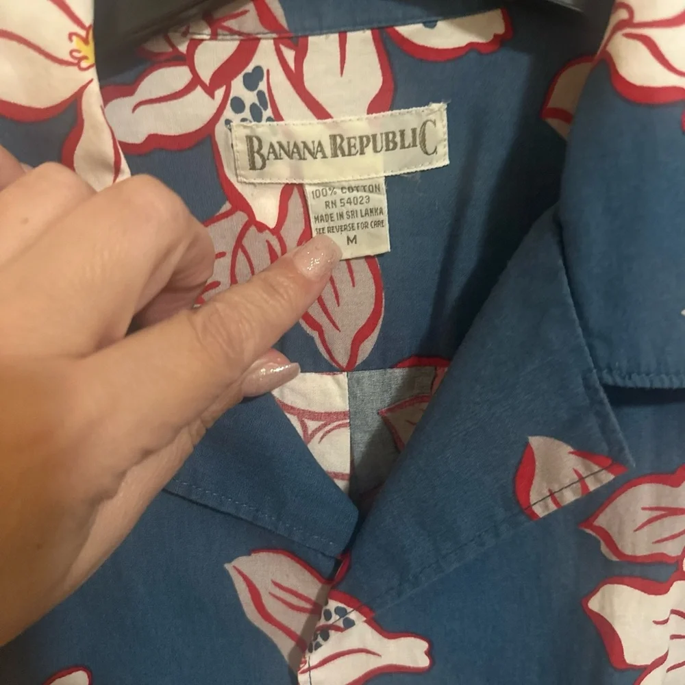Vintage Men’s Banana Republic Floral Hawaiian Causal Blue Cotton Shirt M.‎